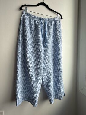 Vintage Single Stitch Light Blue Gingham Seersucker 26"W Women's Capri Pants